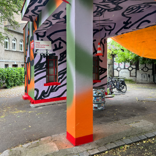 HNRX Hnrx Innsbruck Graffiti Streetart Tirol Hamburg Auftrag Oesterreich Wandgestaltung Mural 